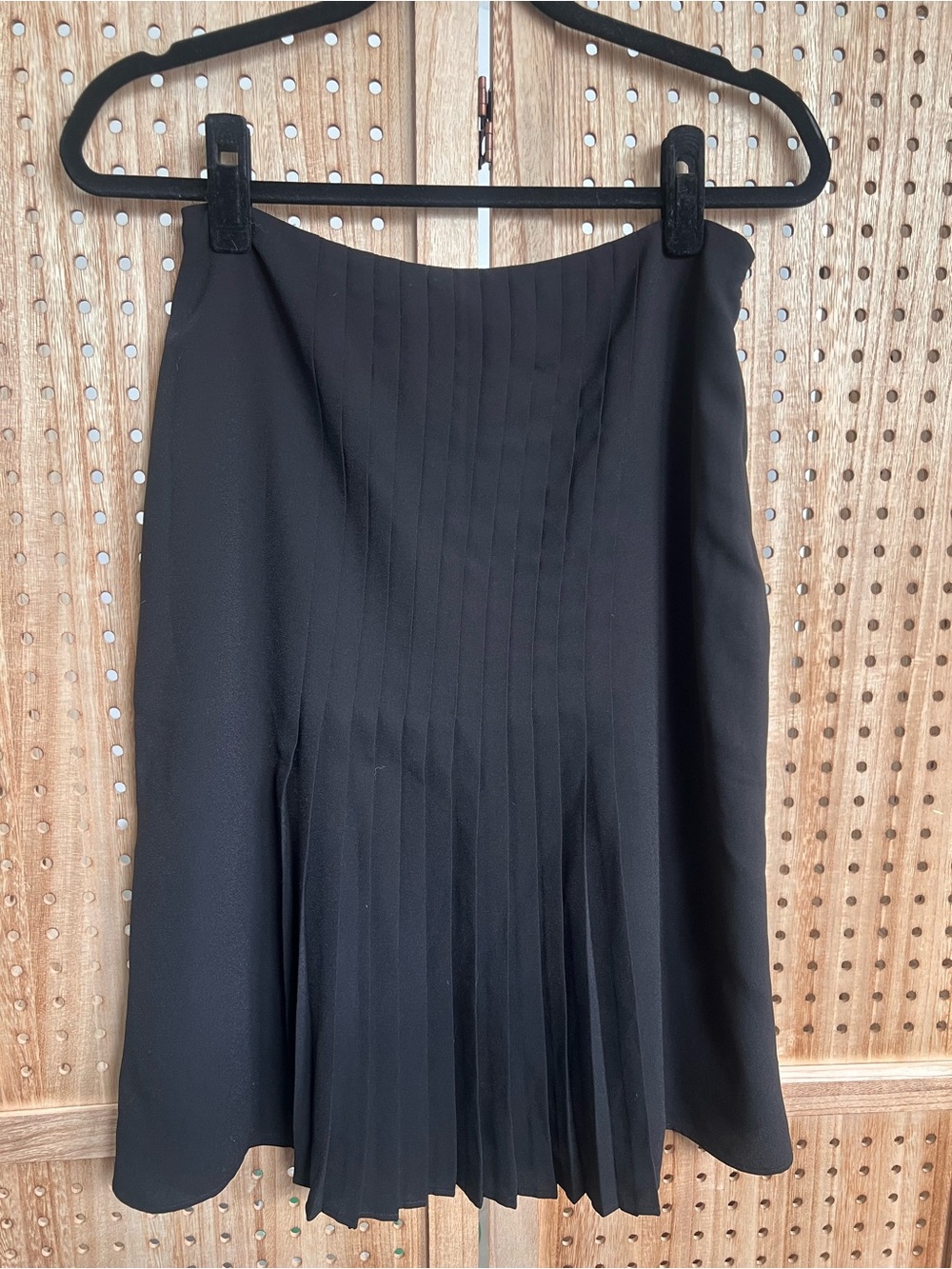 Lauren Ralph Lauren Black Pleated A-Line Skirt Size 2
